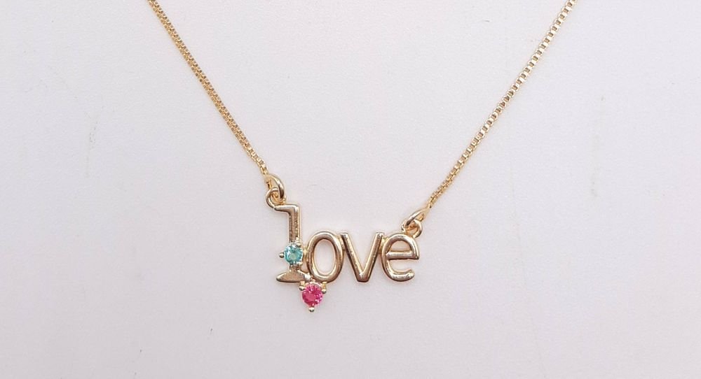Colar Love