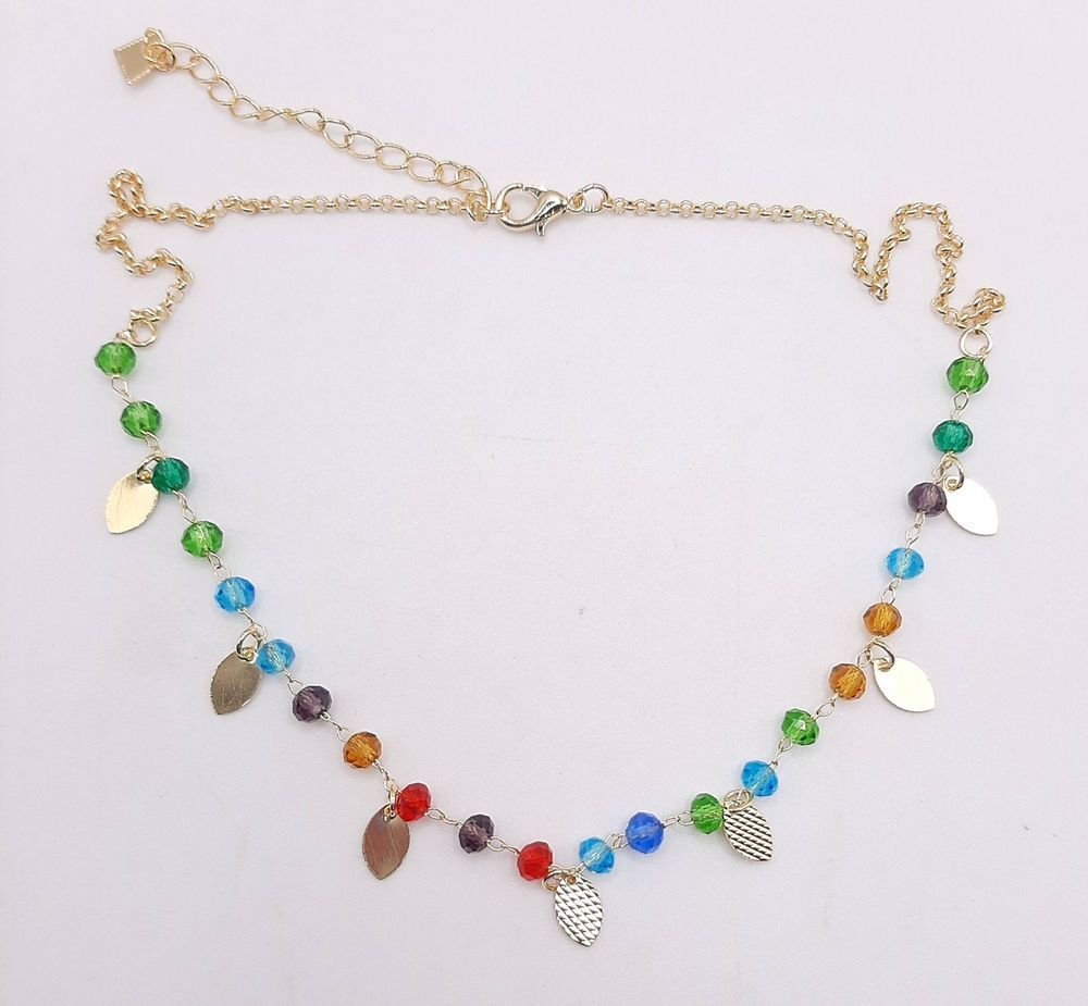 Choker Miçangas Com Plaquinhas