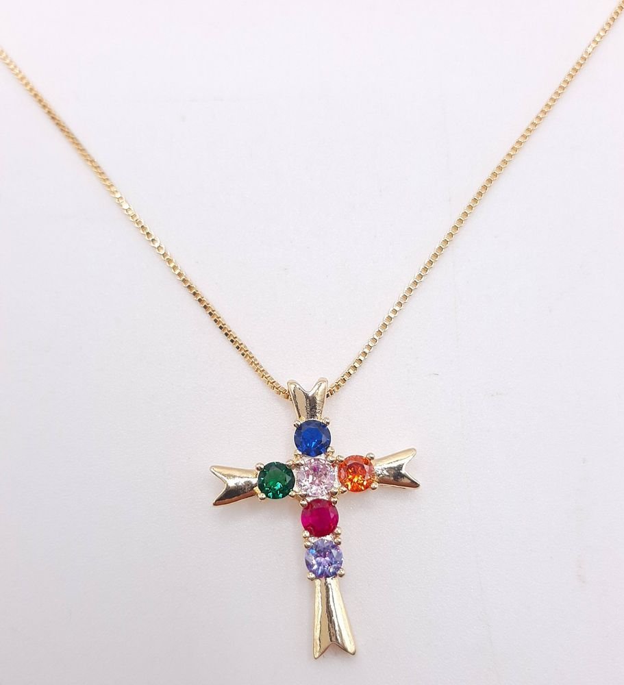 Colar Com Cruz Cravejada